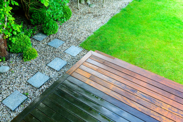 Best Sidewalk and Walkway Cleaning  in Lake Forest Park, WA